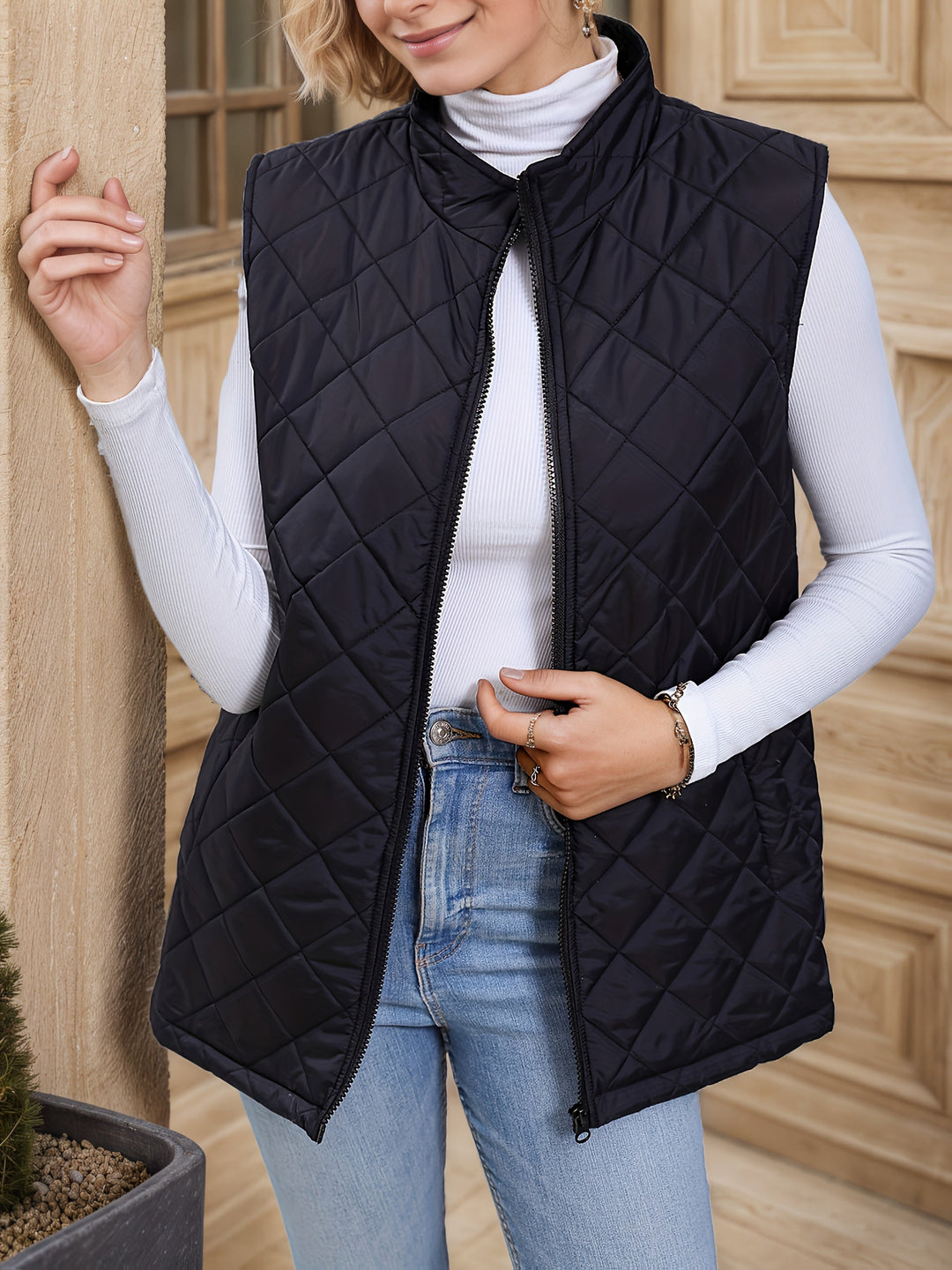 Diamond-Quilted Longline Sleeveless Jacket Modeberg Bern
