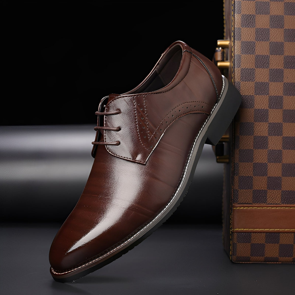 Beckham - Formelle Schnürschuhe im Brogue-Stil für Männer Modeberg Bern