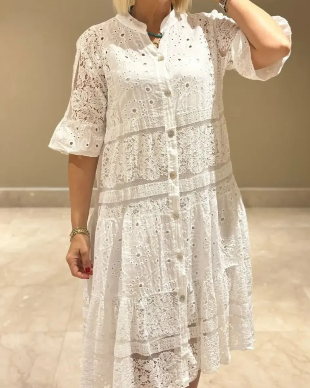 Cenavia™ Verspieltes Spitzenkleid Modeberg Bern