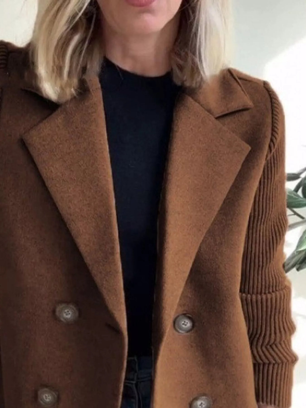 Mid-Length Shawl Collar Overcoat with Buttoned Front Modeberg Bern