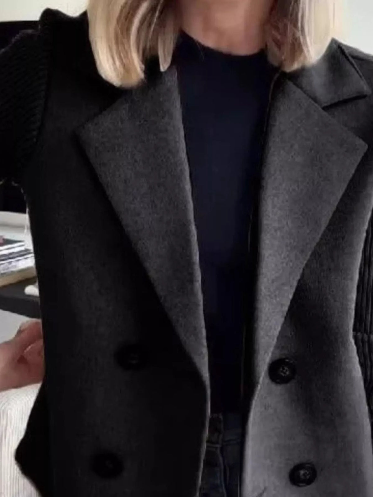 Mid-Length Shawl Collar Overcoat with Buttoned Front Modeberg Bern