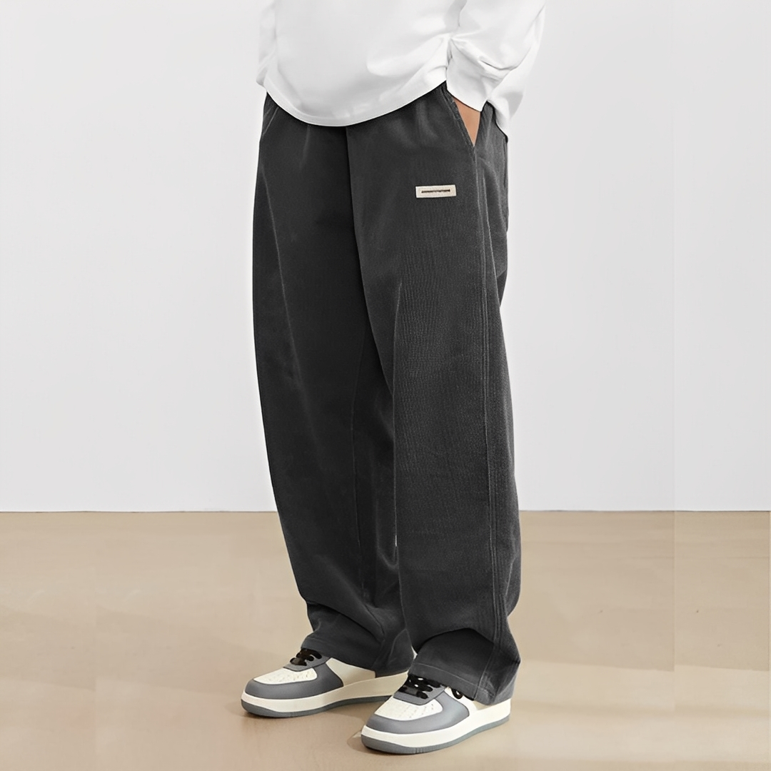 Dally - Locker geschnittene Herrenhose im modernen Stil Modeberg Bern