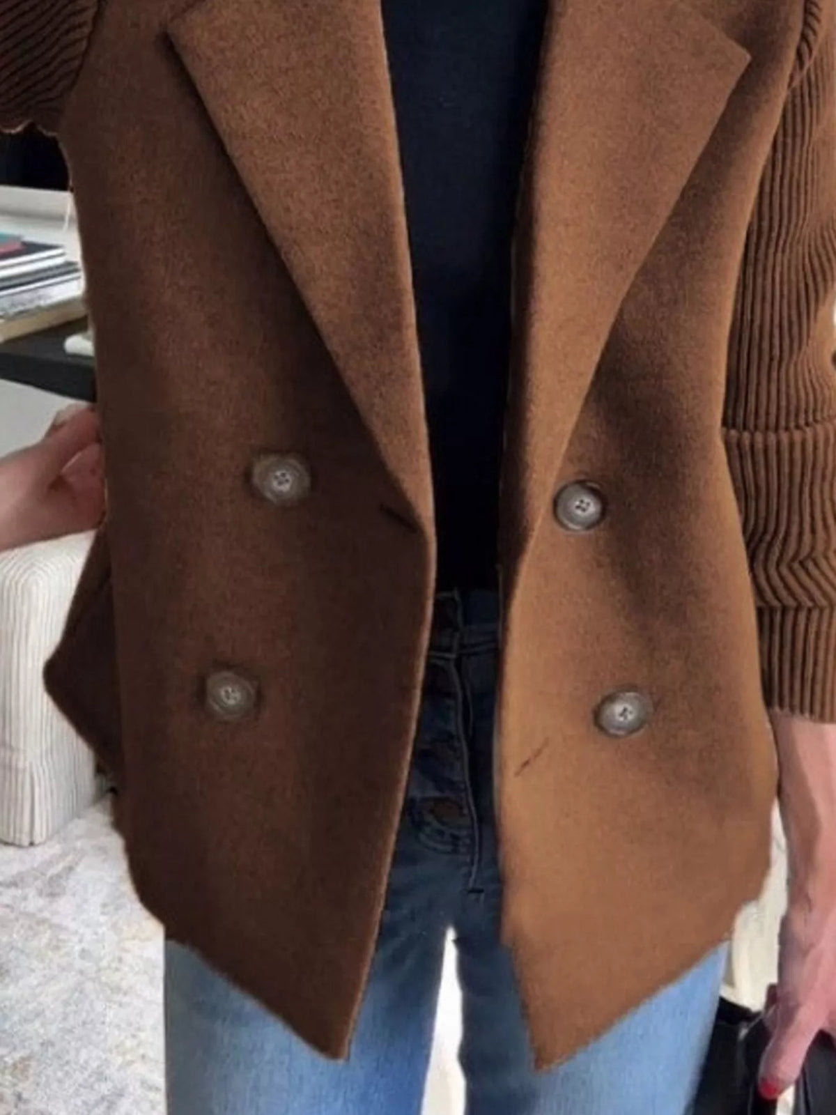 Mid-Length Shawl Collar Overcoat with Buttoned Front Modeberg Bern