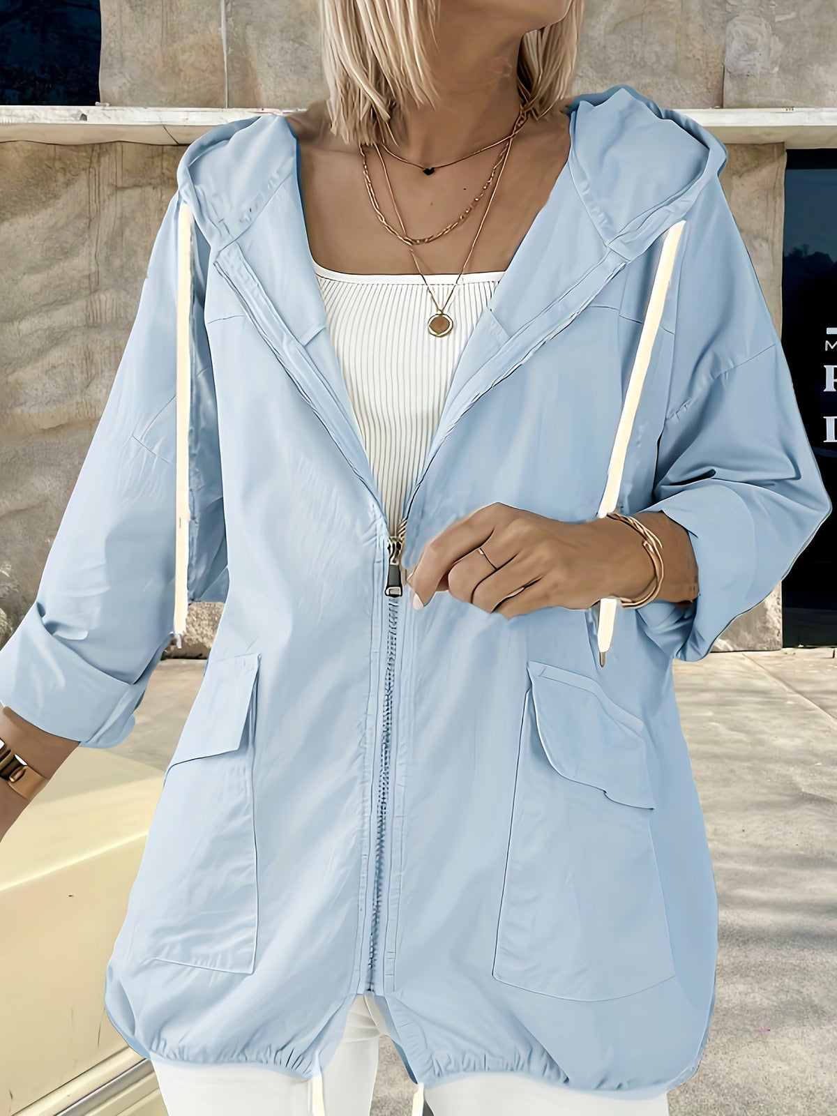 Lightweight Hooded Drawstring Jacket Modeberg Bern
