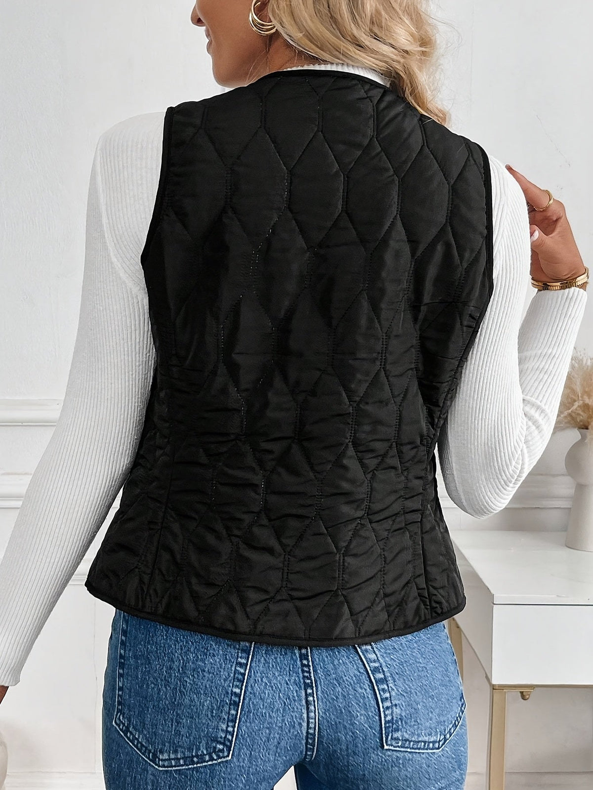 Reversible Quilted Sleeveless Jacket Modeberg Bern