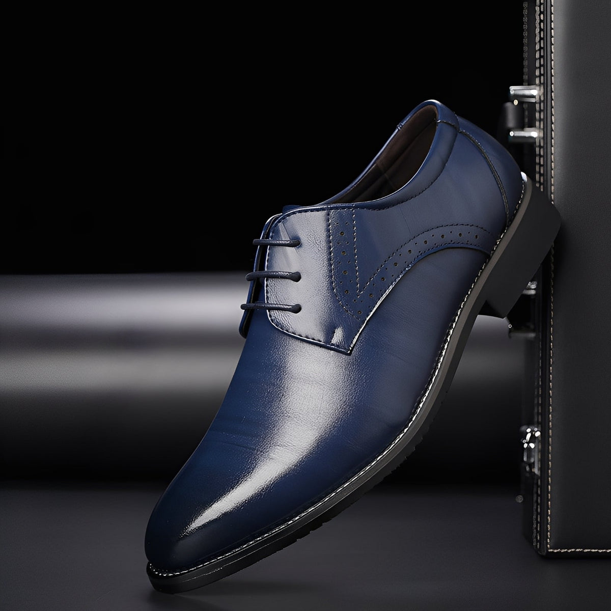 Beckham - Formelle Schnürschuhe im Brogue-Stil für Männer Modeberg Bern