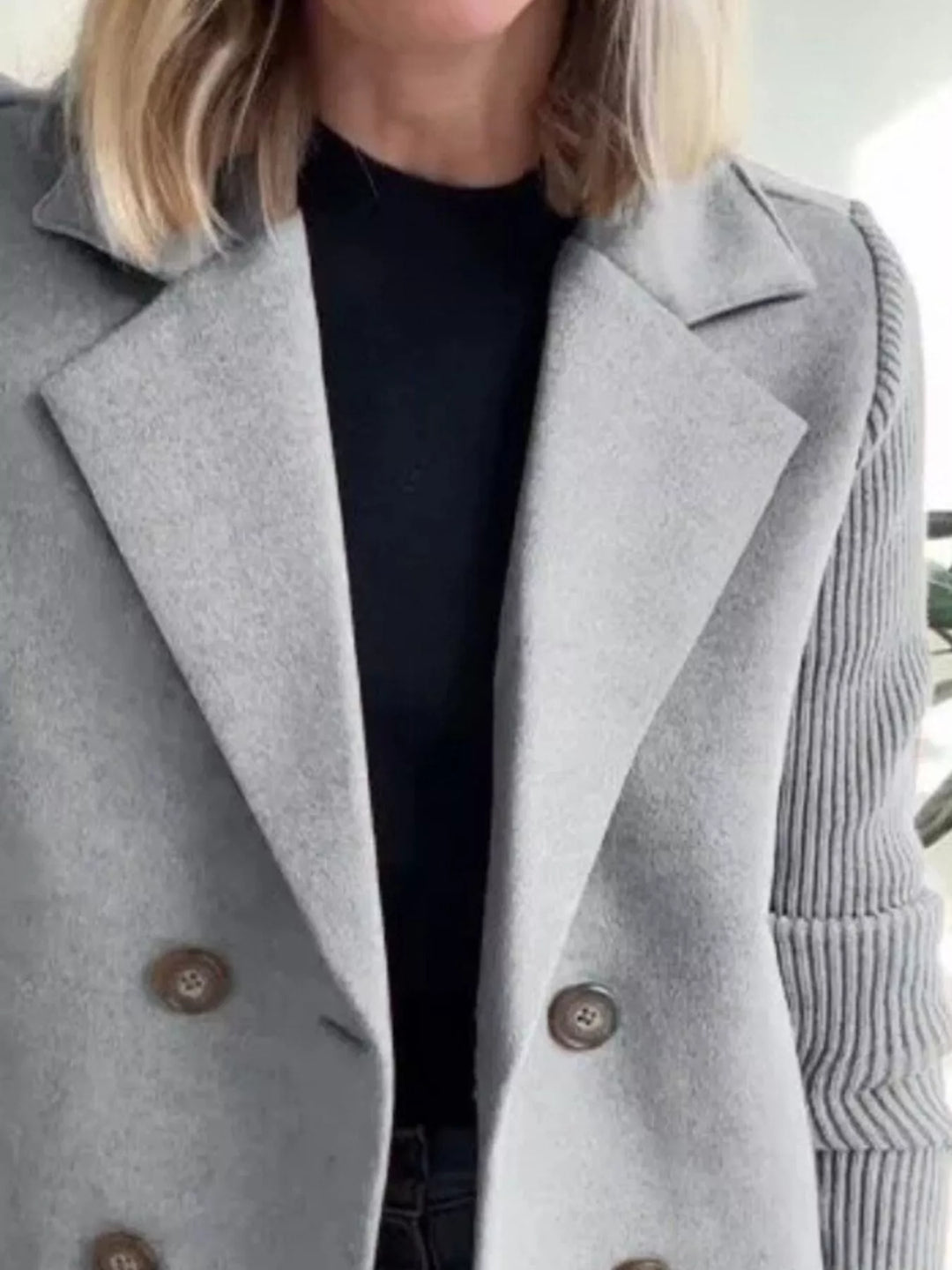 Mid-Length Shawl Collar Overcoat with Buttoned Front Modeberg Bern