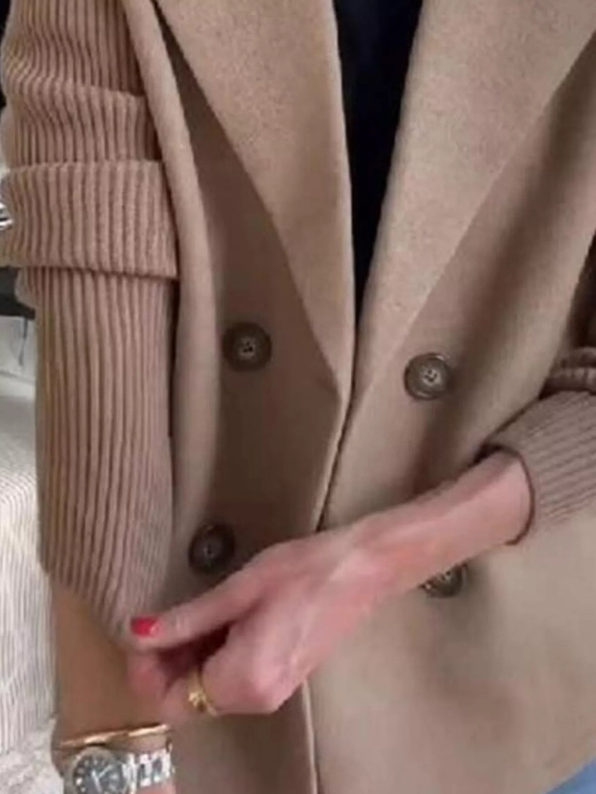 Mid-Length Shawl Collar Overcoat with Buttoned Front Modeberg Bern