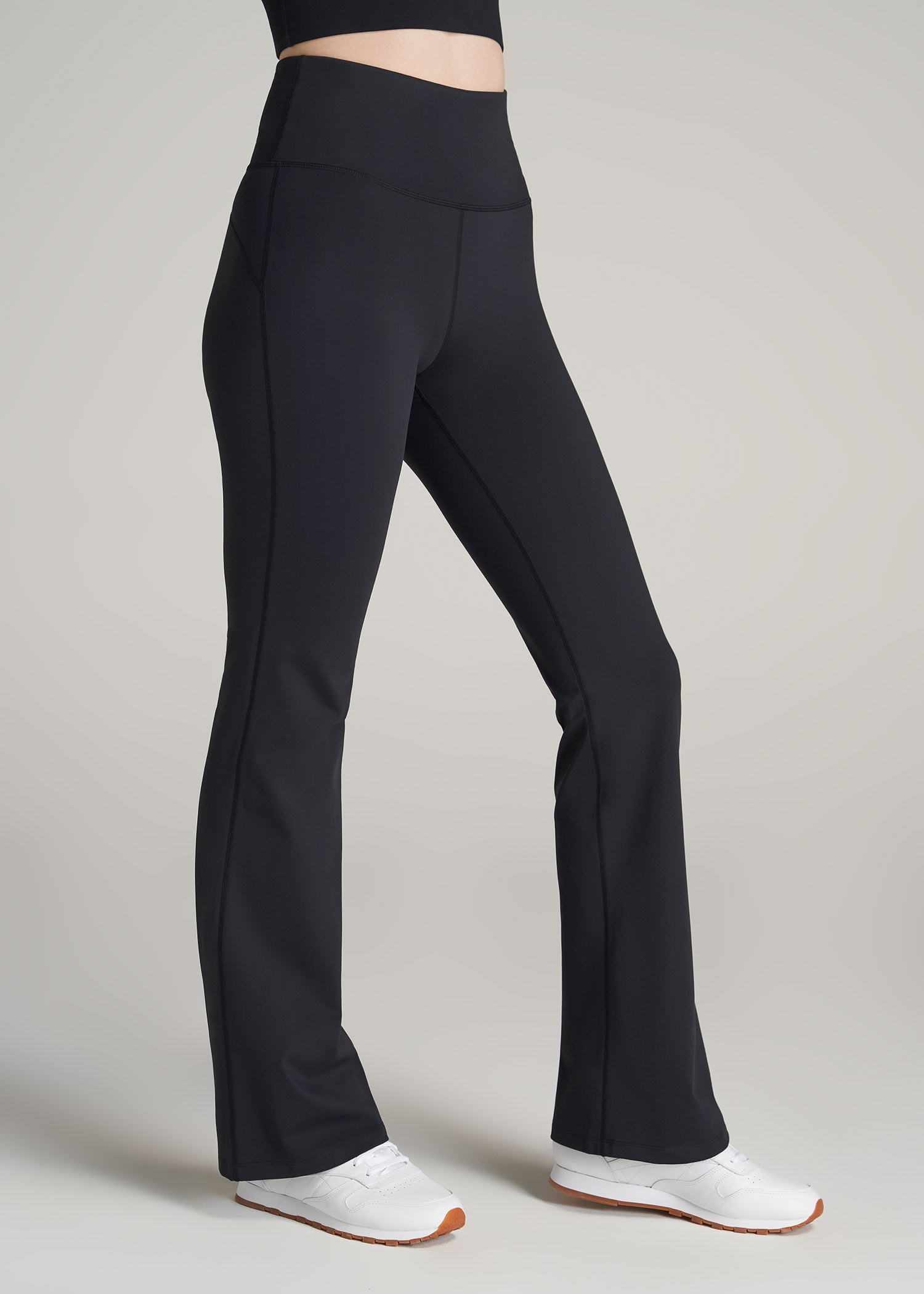 Balira™ Flare Yoga-Hose Modeberg Bern