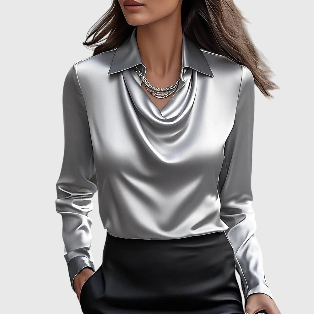 Avina™ Bluse mit glänzendem Faltendetail Modeberg Bern