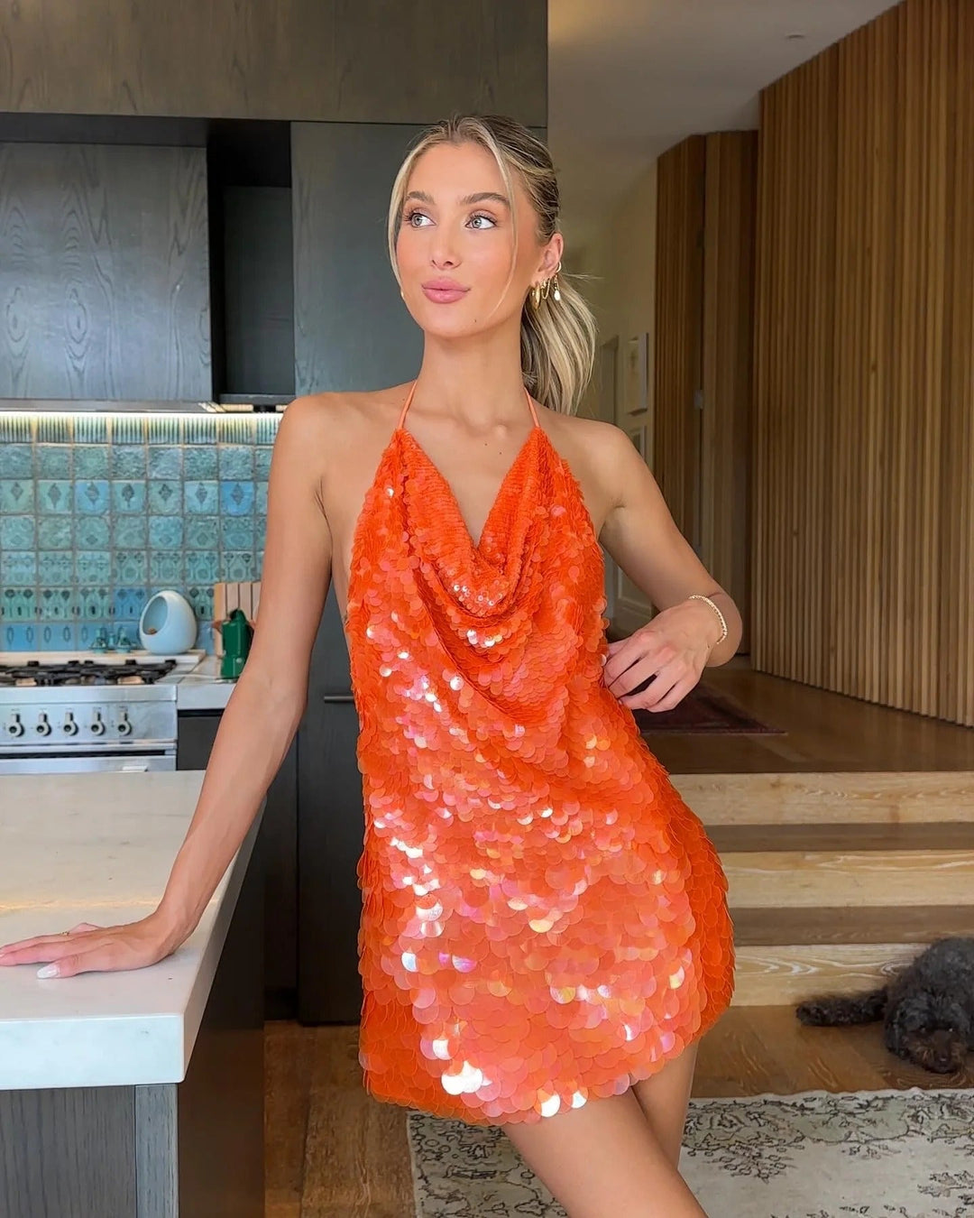 Felice™ Halterneck Pailletten-Minikleid mit offenem Rücken Modeberg Bern