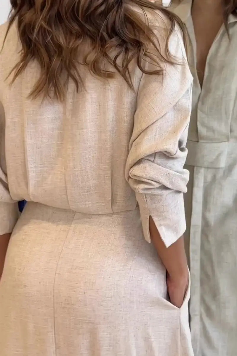 Jeanina™ Maxikleid mit V-Ausschnitt Modeberg Bern