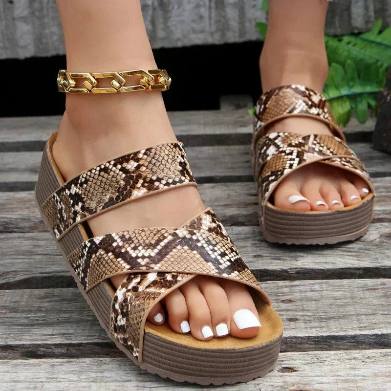 Lenira™ Bequeme Sandalen Modeberg Bern
