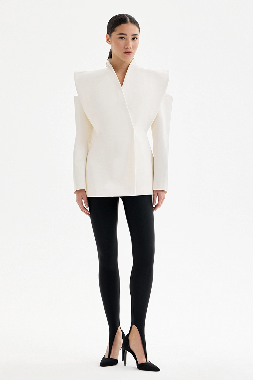 Lorvane™ Skulpturaler Blazer mit Schulterdetail Modeberg Bern