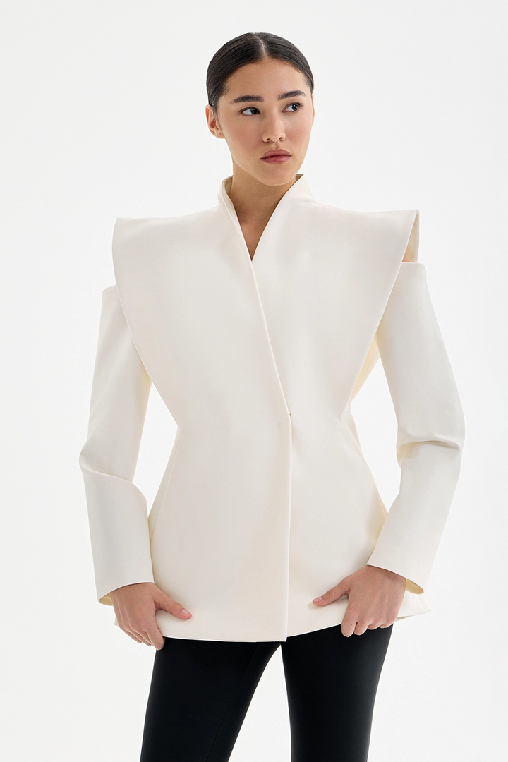 Lorvane™ Skulpturaler Blazer mit Schulterdetail Modeberg Bern