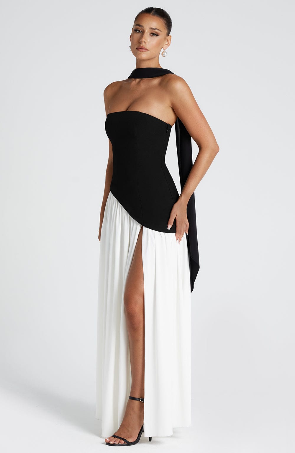Nerina™ Fließendes Maxikleid Modeberg Bern