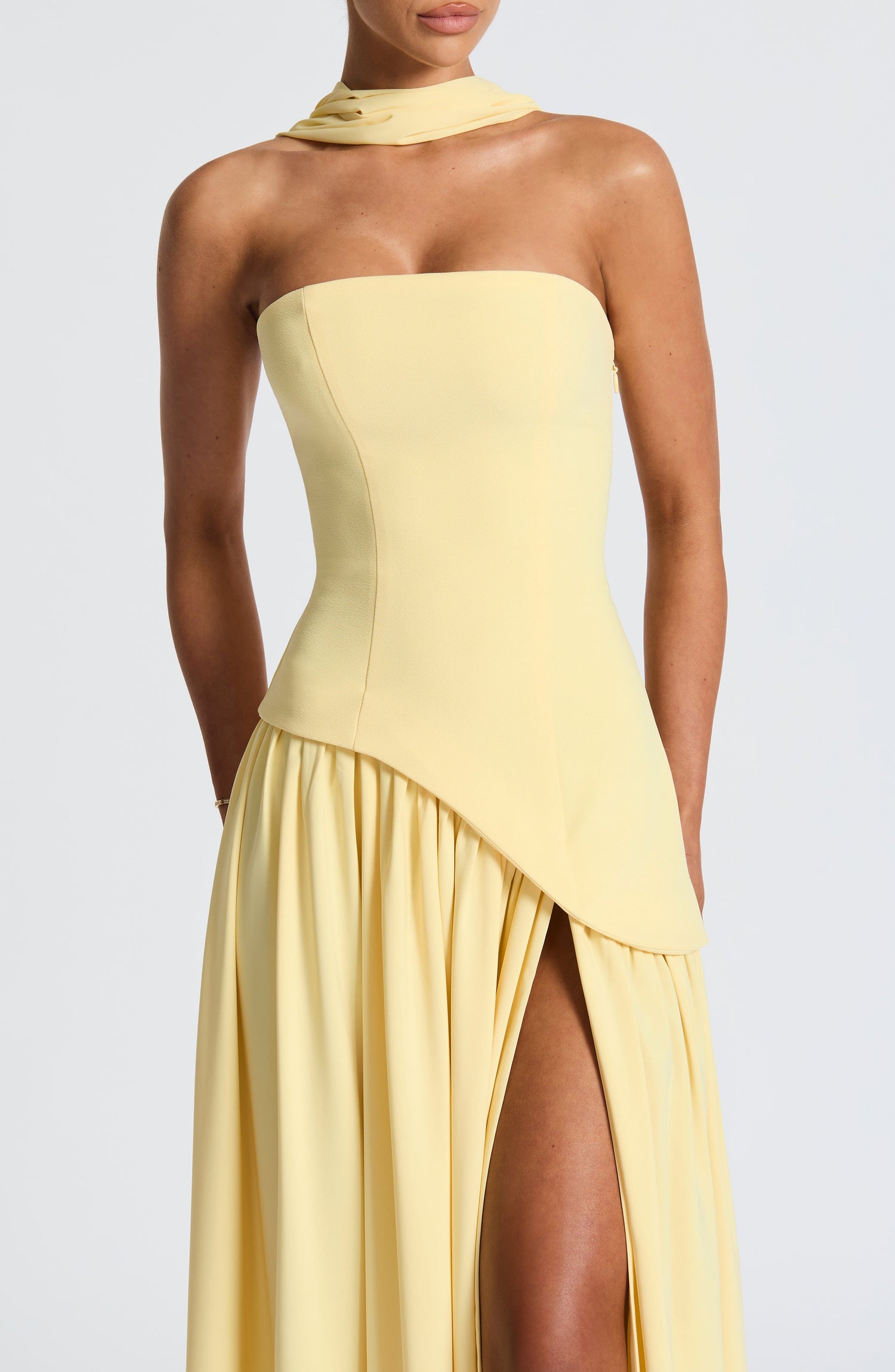 Nerina™ Fließendes Maxikleid Modeberg Bern