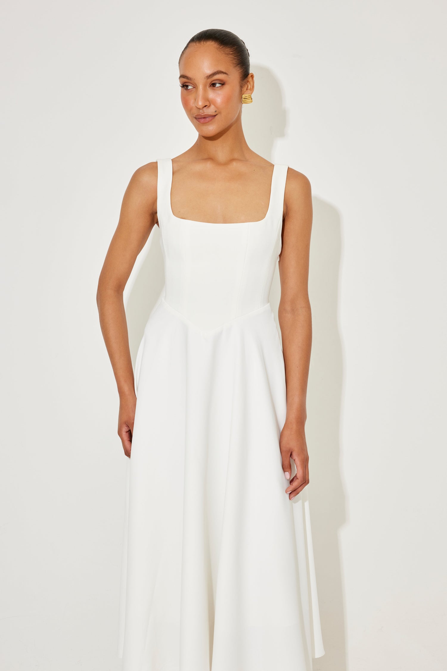Renée™ Zeitloses Midikleid mit fließendem Schnitt Modeberg Bern