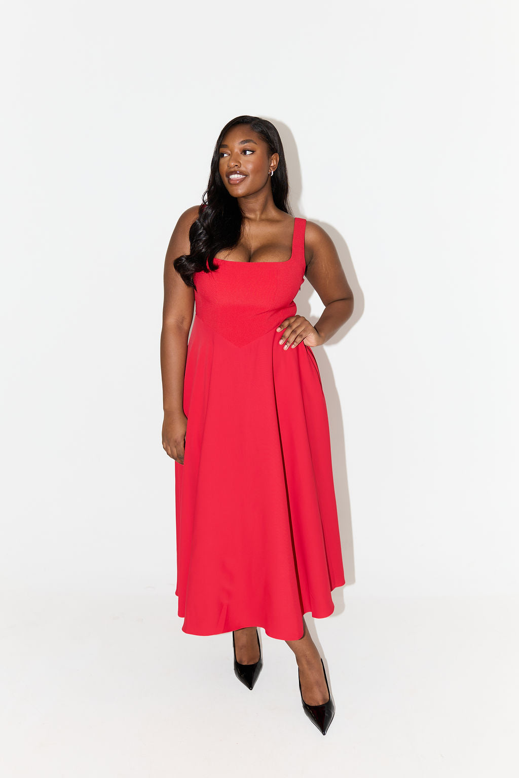 Renée™ Zeitloses Midikleid mit fließendem Schnitt Modeberg Bern