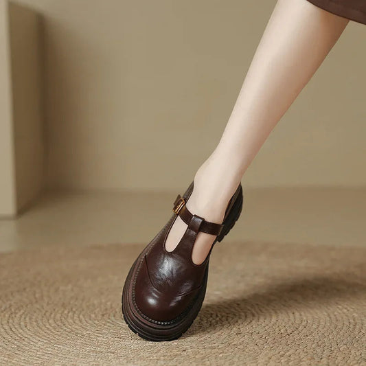Aurenil™ Eleganter Schuh Modeberg Bern