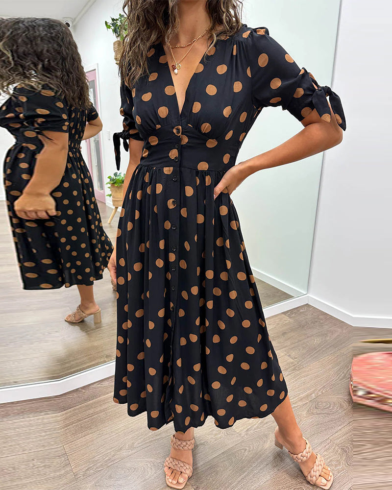 Selvira™ Elegantes Kleid mit Punkten Modeberg Bern