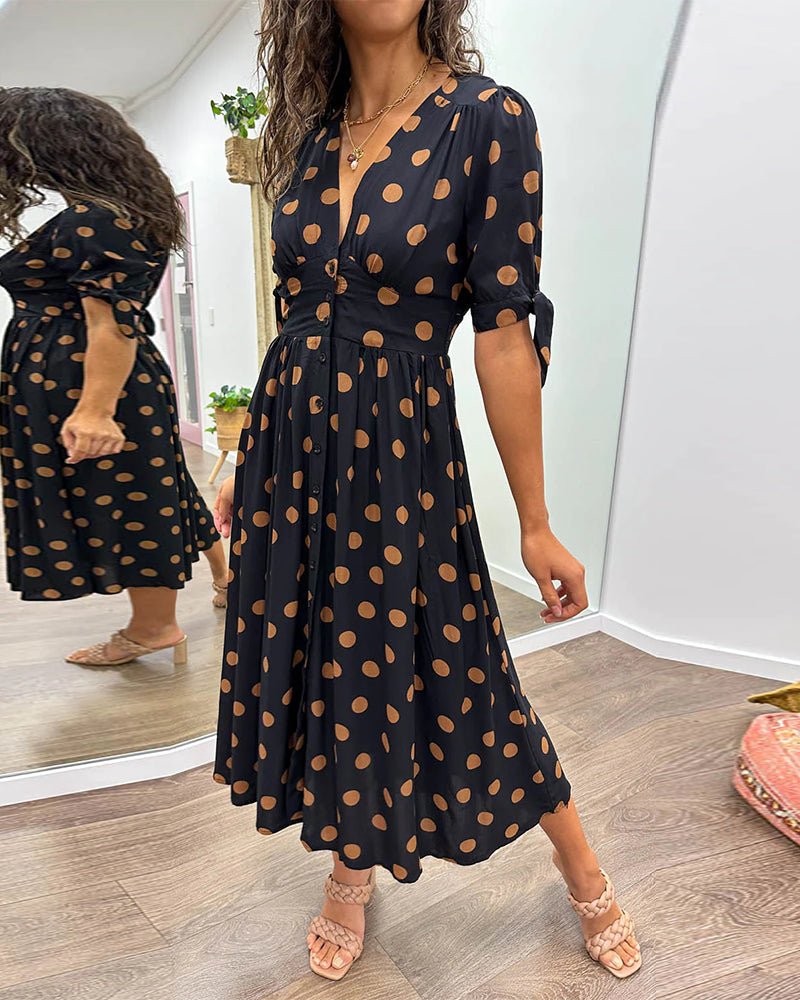 Selvira™ Elegantes Kleid mit Punkten Modeberg Bern