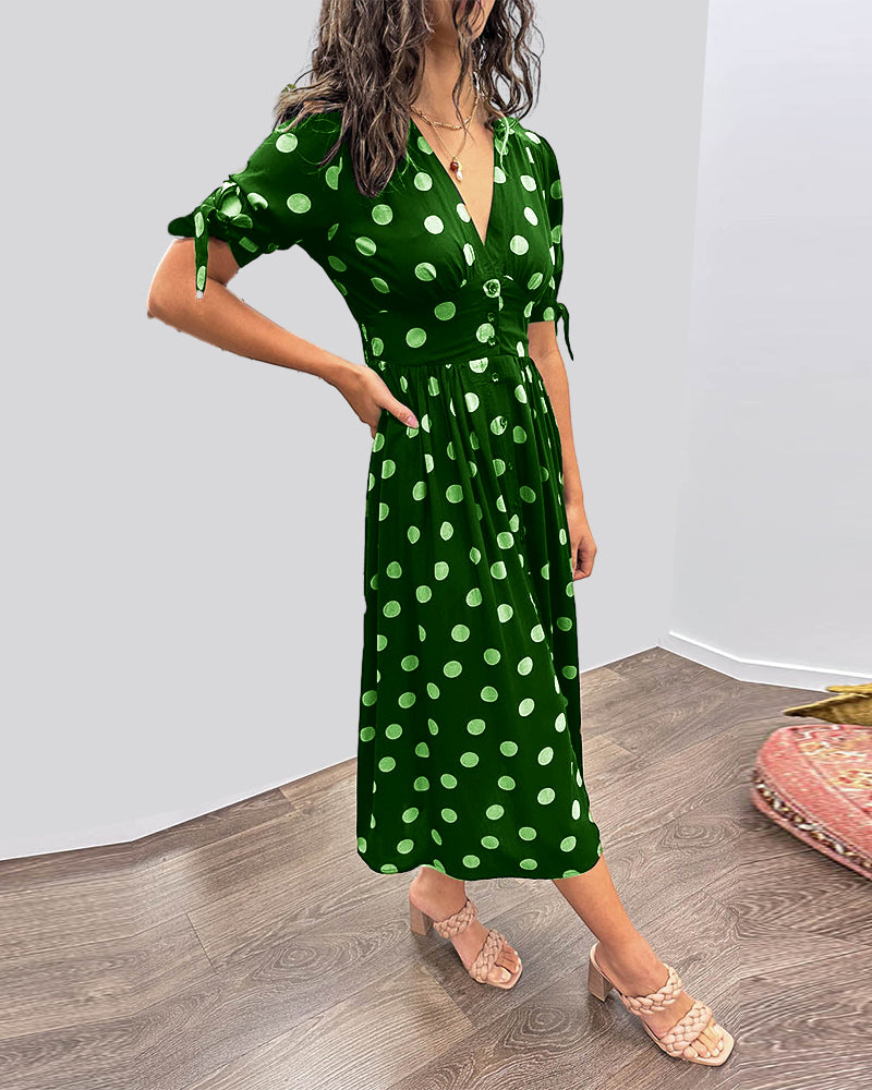 Selvira™ Elegantes Kleid mit Punkten Modeberg Bern