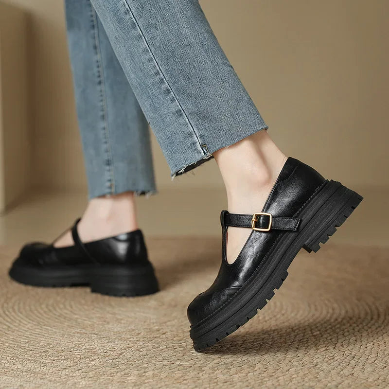 Aurenil™ Eleganter Schuh Modeberg Bern