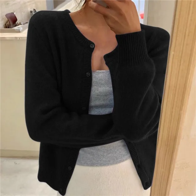 Soft Cashmere-Feel Knit Cardigan with Button Front Modeberg Bern