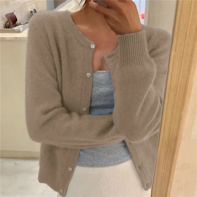 Soft Cashmere-Feel Knit Cardigan with Button Front Modeberg Bern