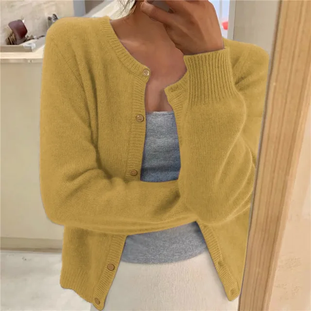 Soft Cashmere-Feel Knit Cardigan with Button Front Modeberg Bern