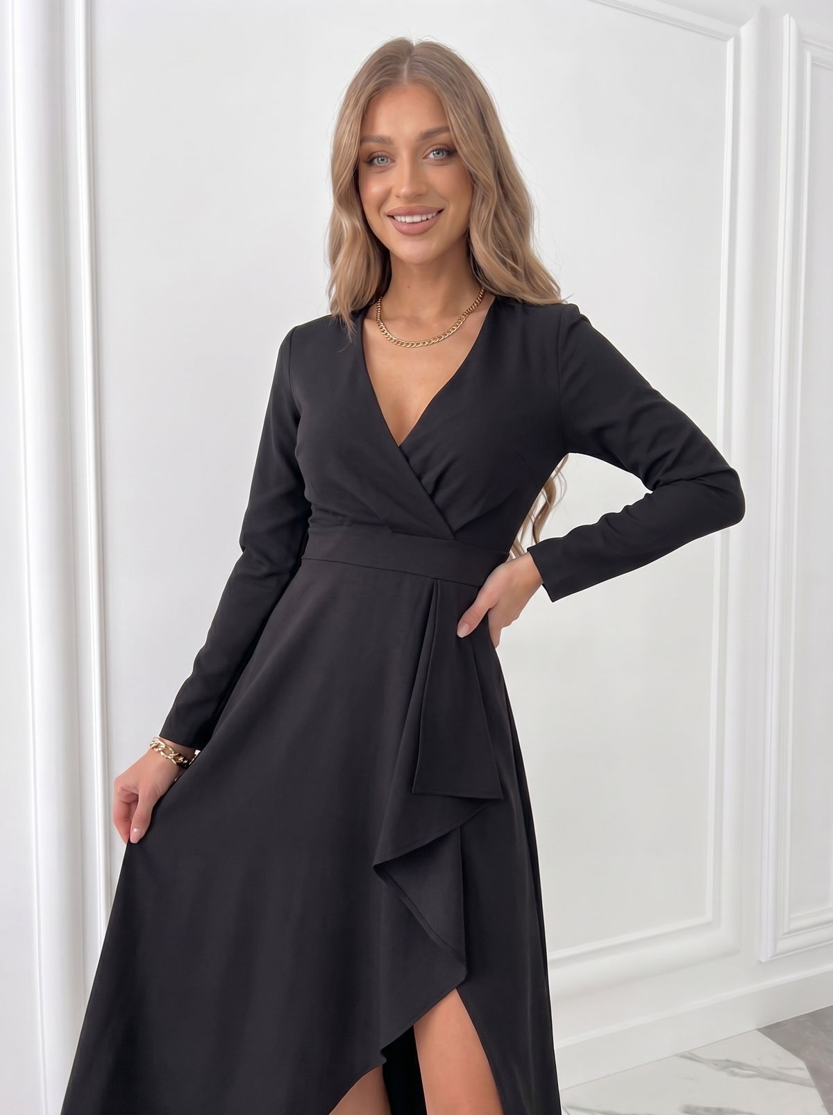 V-Neck Cocktail Sheath Midi Dress Modeberg Bern