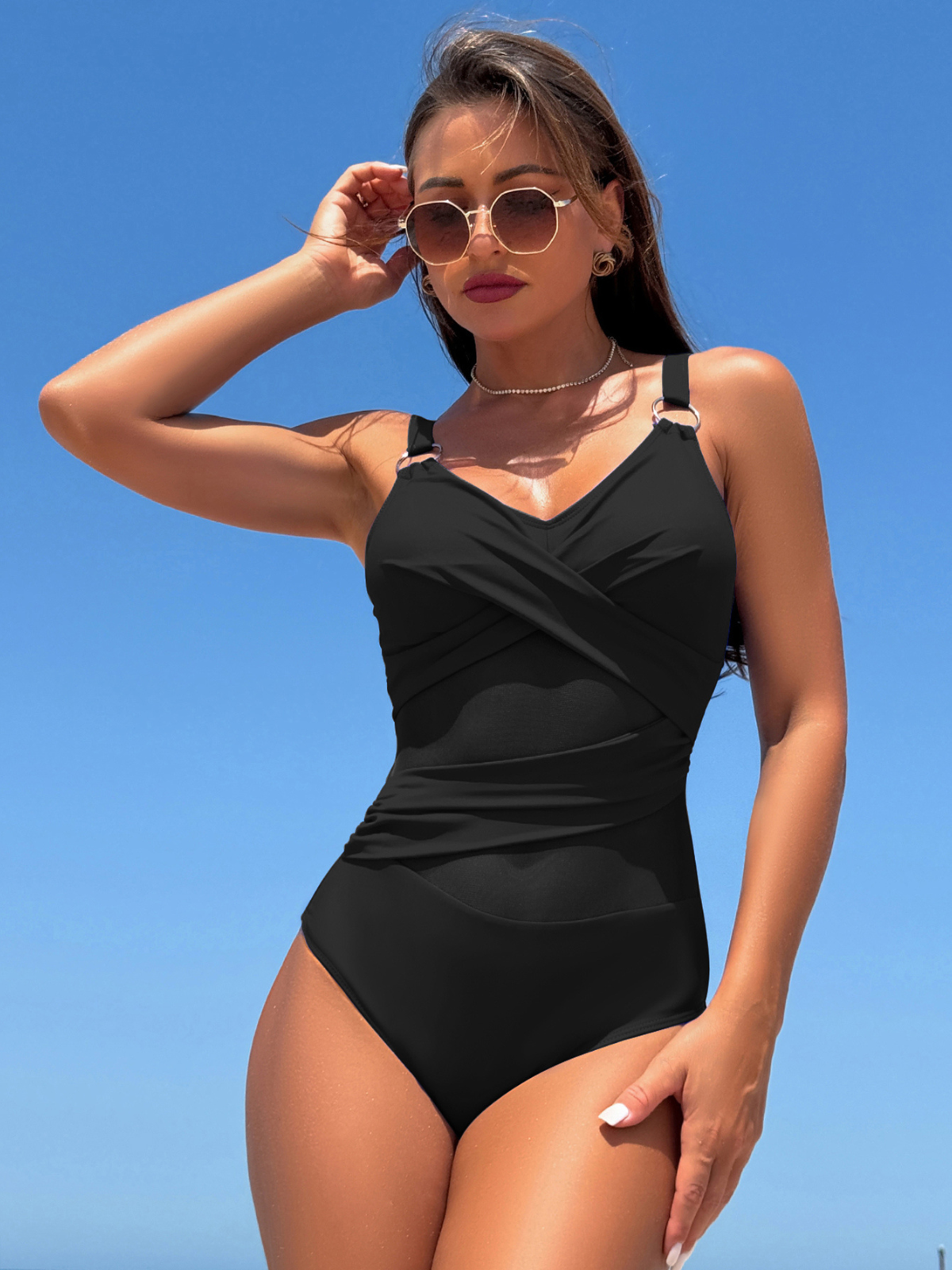 Vivara™ Shaping swimsuit with stylish cut Modeberg Bern