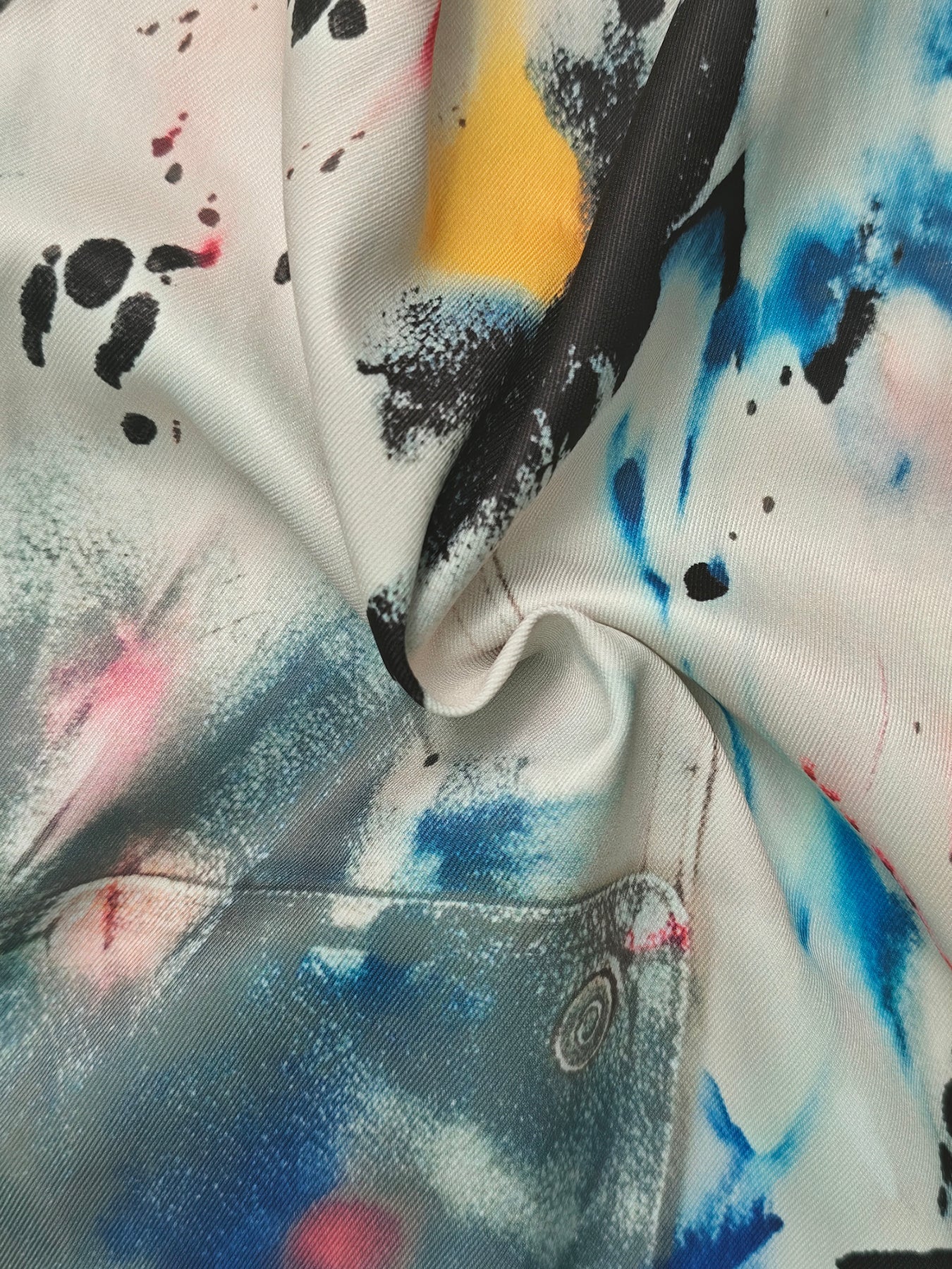 Graffiti Print Wide-Leg High-Waisted Jeans Modeberg Bern