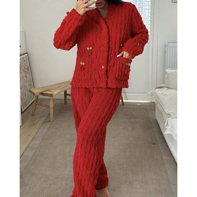 Cosy Cherry-Detail Fluffy Loungewear Set Modeberg Bern