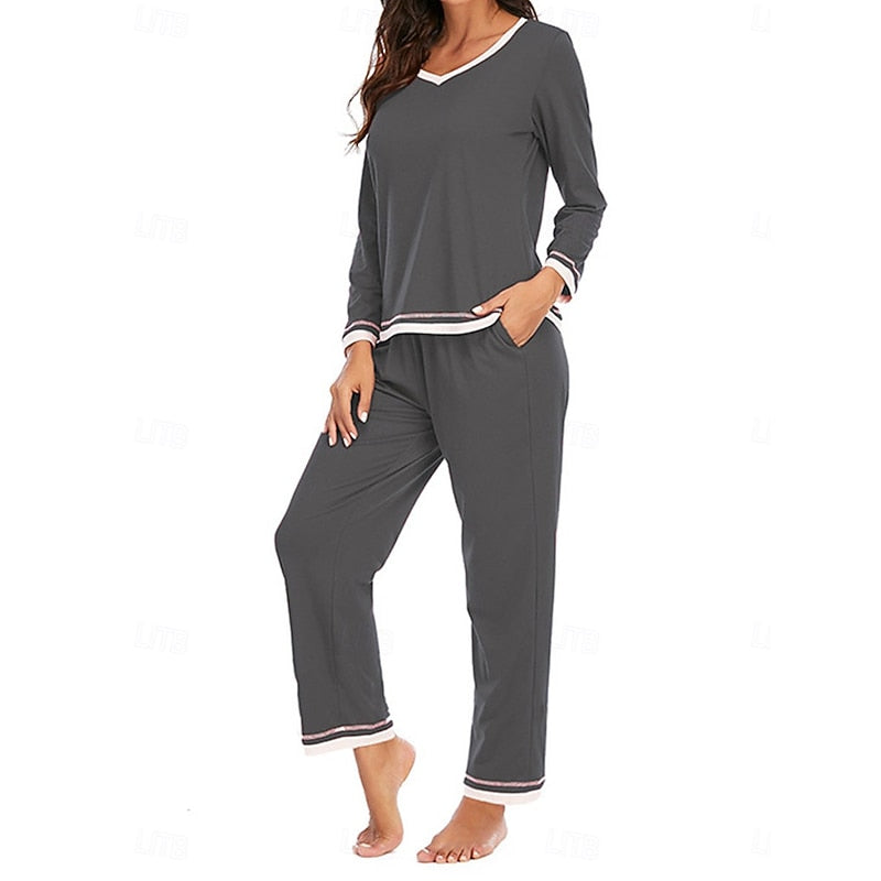 Relaxed V-Neck Loungewear Set Modeberg Bern