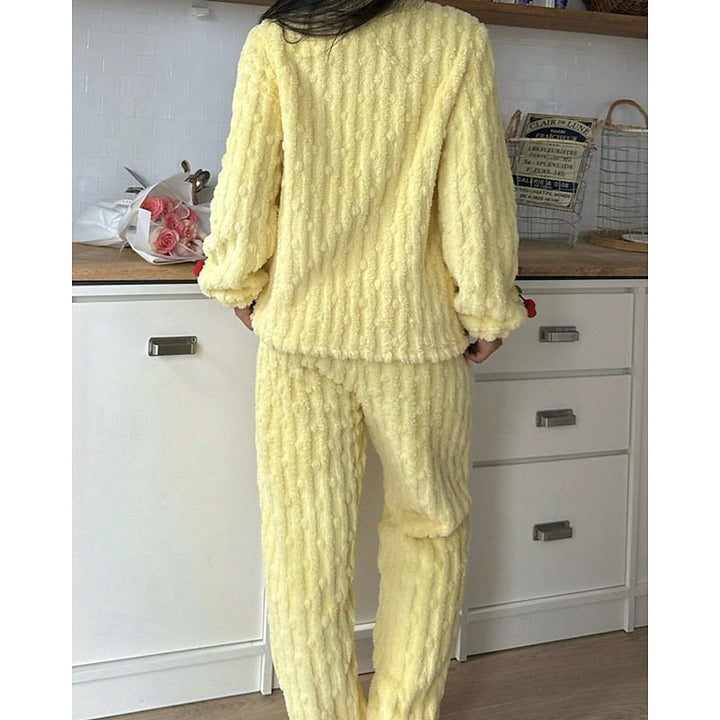 Cosy Cherry-Detail Fluffy Loungewear Set Modeberg Bern