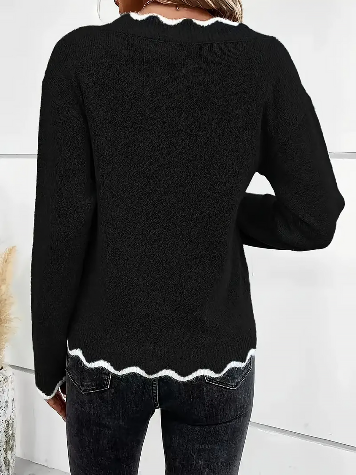 Notch V-Neck Long Sleeve Knit Jumper Modeberg Bern